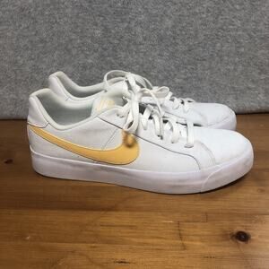 Nike Court Royale AC Women's 8.5 CD5405-102 White Canvas Shoes Sneakers Low Top